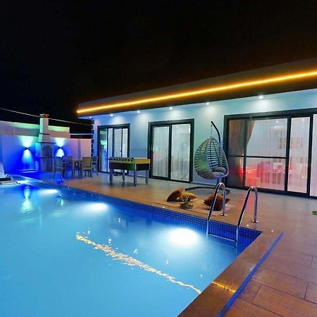 Villa Elif Uezuemlue Каш Екстериор снимка